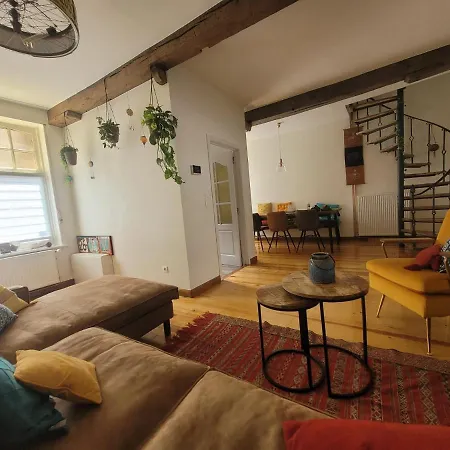 House Of Rosa-sophia بيت للعطل *